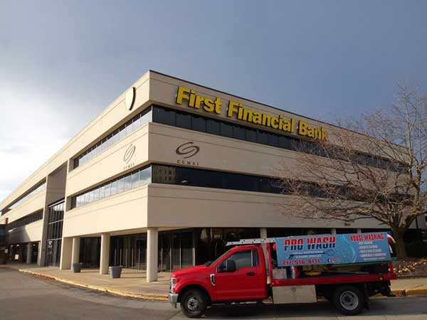 Commercial Pressure Washing